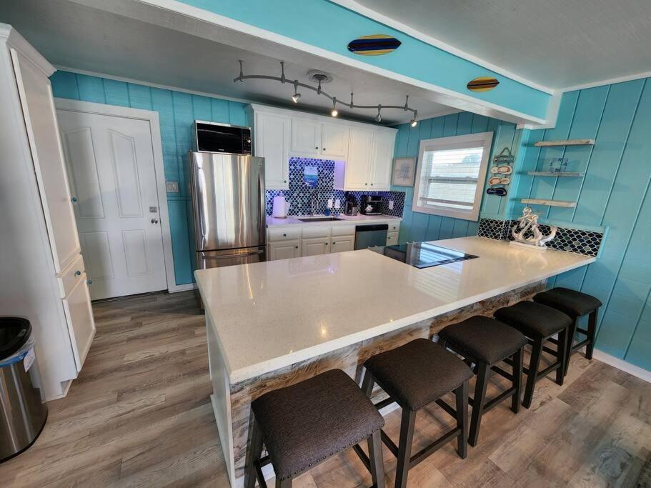 Beachview Beauty Steps To The Beach In West G Town Galveston Exterior foto
